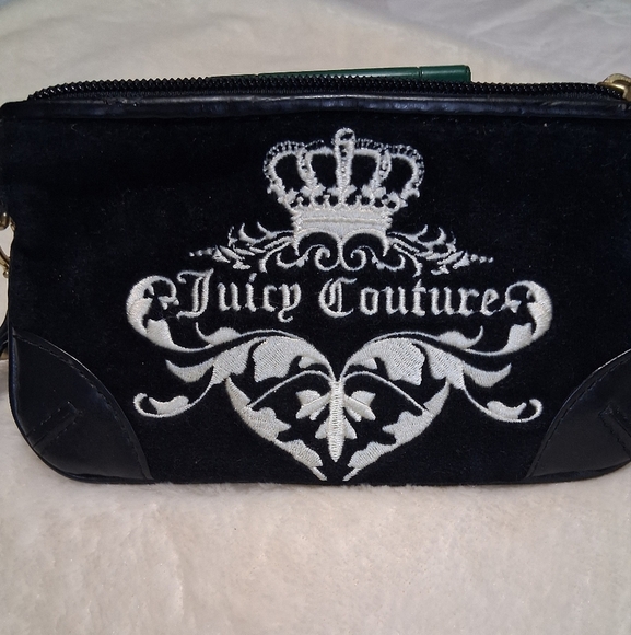 Juicy Couture Black and Cream Wallet with Embroidered Logo - Picture 2 of 7